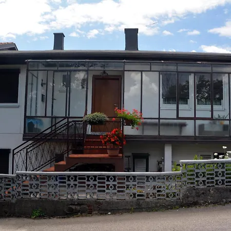 Hisa V Travniku Smartno