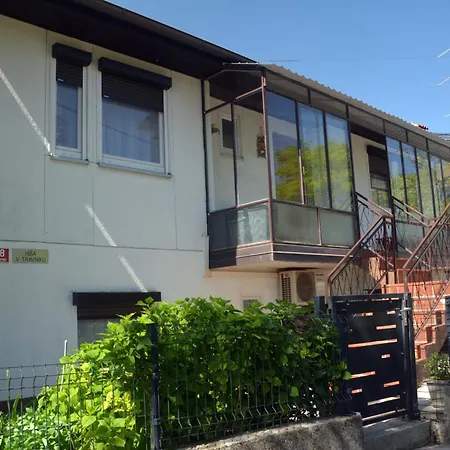 Hisa V Travniku Smartno